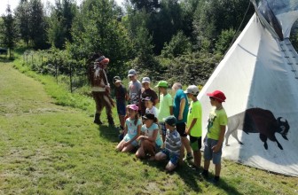 Wycieczka dzieci z PWD do wioski indiańskiej "Arapaho"